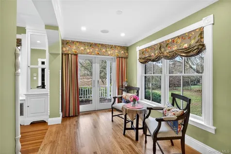 247 Broadway Pleasantville NY 10570