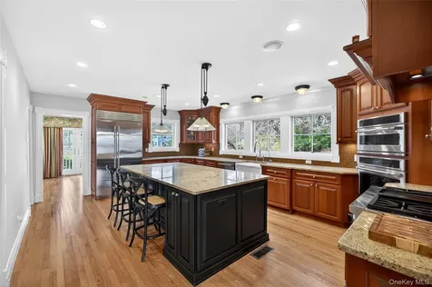 247 Broadway Pleasantville NY 10570