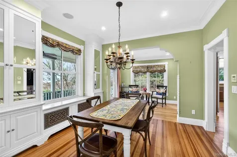 247 Broadway Pleasantville NY 10570