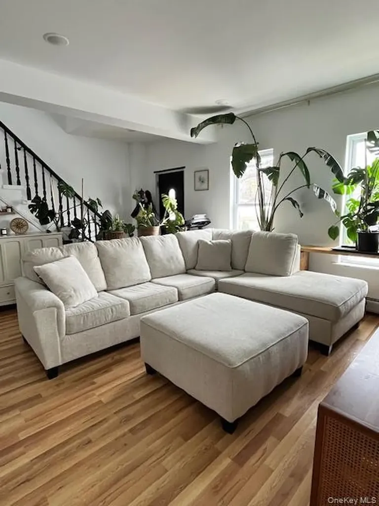 146 Smith Street Poughkeepsie NY 12601