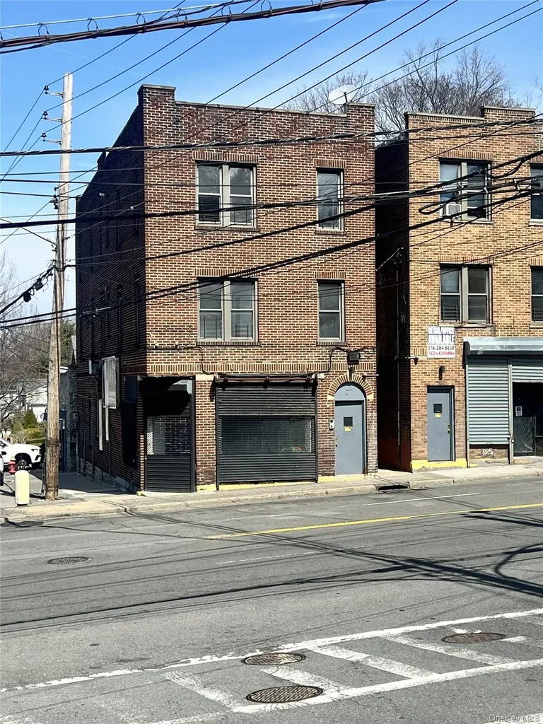 27 Tuckahoe Road Yonkers NY 10710