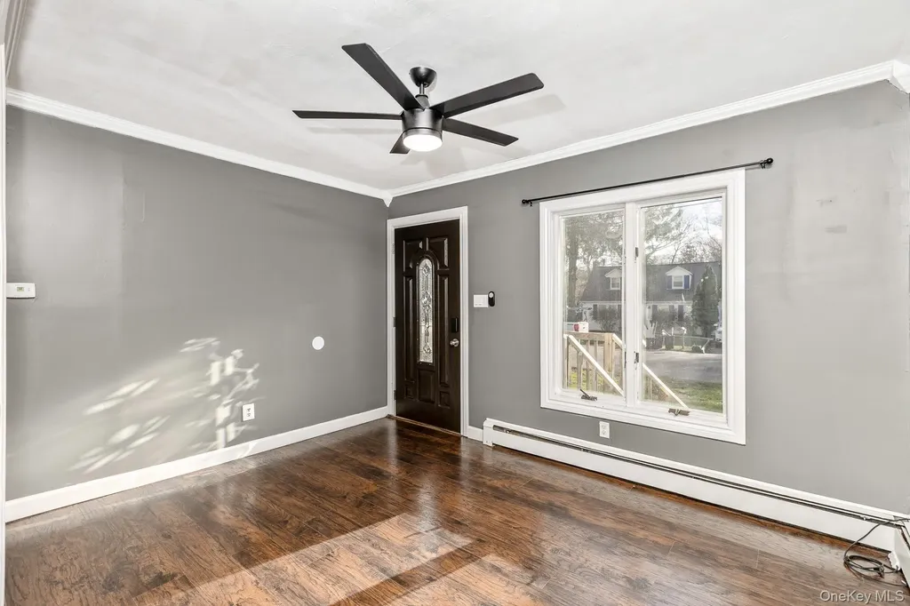 305 Whittier Drive Mastic Beach NY 11951