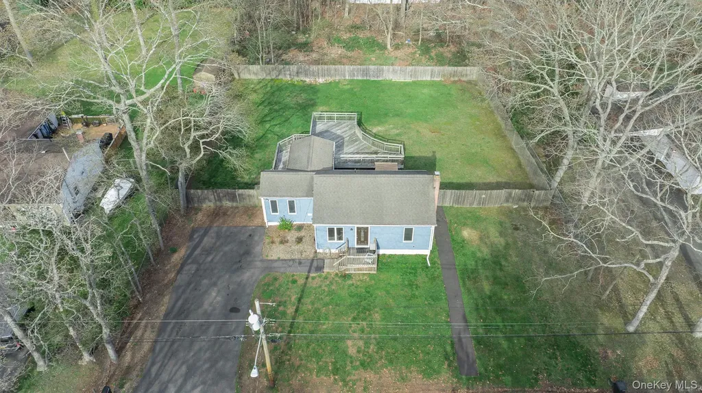 305 Whittier Drive Mastic Beach NY 11951