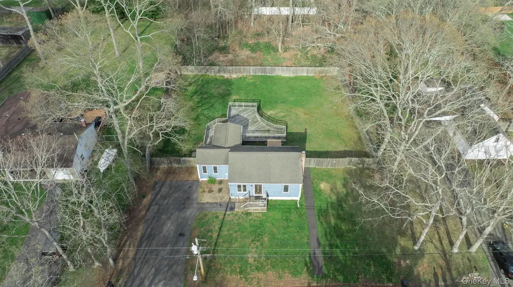 305 Whittier Drive Mastic Beach NY 11951