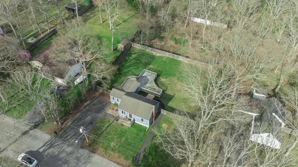 305 Whittier Drive Mastic Beach NY 11951
