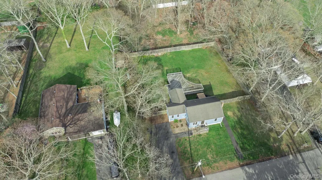 305 Whittier Drive Mastic Beach NY 11951