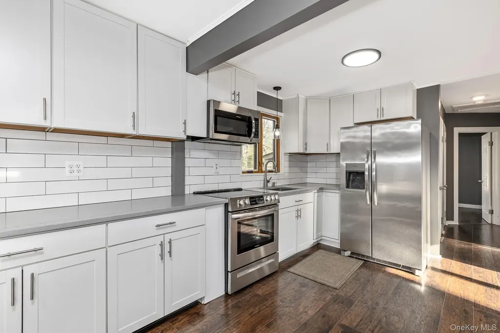 305 Whittier Drive Mastic Beach NY 11951