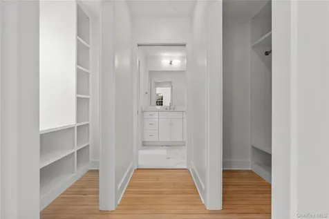 26 Latimer Bronxville NY 10708