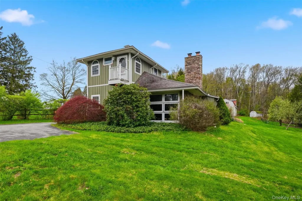 79 Hornbeck Road Poughkeepsie NY 12603