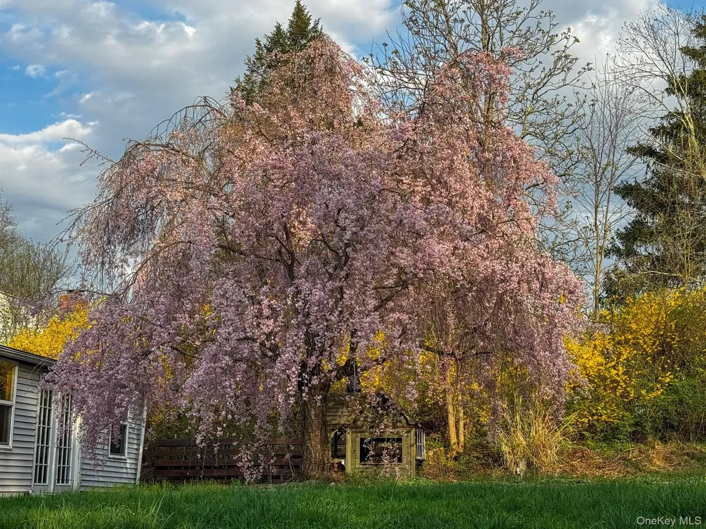 79 Hornbeck Road Poughkeepsie NY 12603