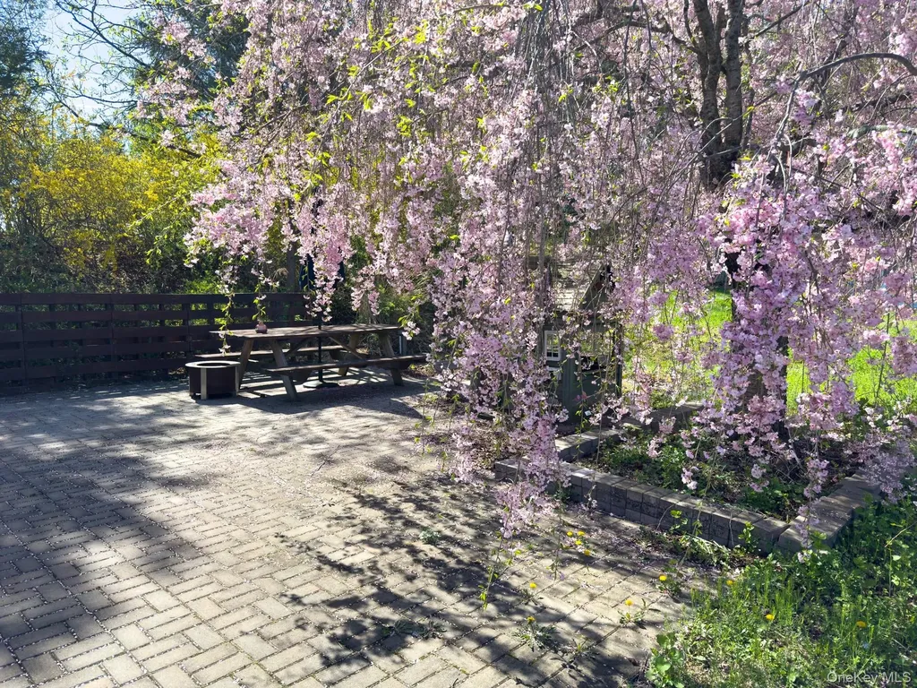 79 Hornbeck Road Poughkeepsie NY 12603