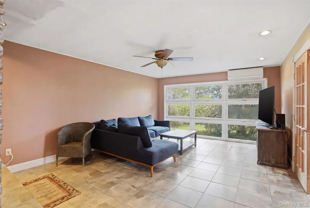 79 Hornbeck Road Poughkeepsie NY 12603