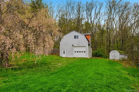 79 Hornbeck Road Poughkeepsie NY 12603