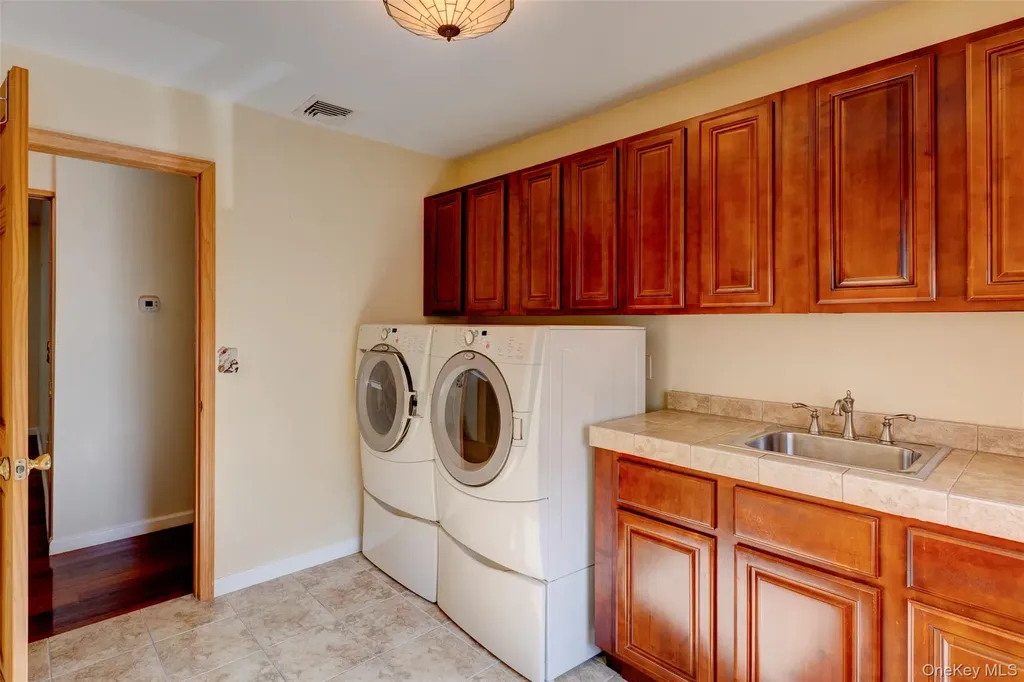 45 Orange Marlboro NY 12542