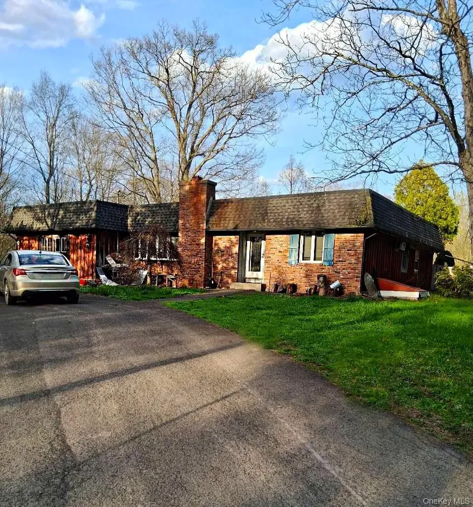21 James Road Catskill NY 12414