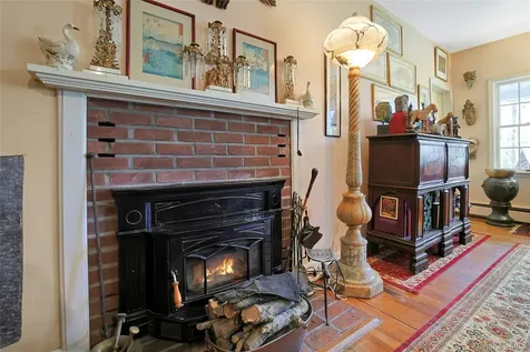90 Eagle Valley Road Sloatsburg NY 10974