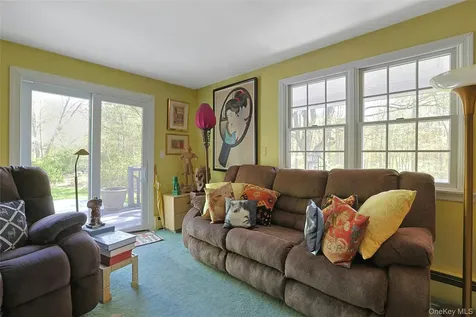 90 Eagle Valley Road Sloatsburg NY 10974