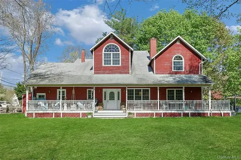 90 Eagle Valley Road Sloatsburg NY 10974