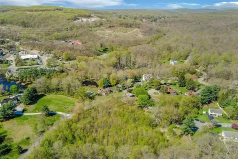 90 Eagle Valley Road Sloatsburg NY 10974