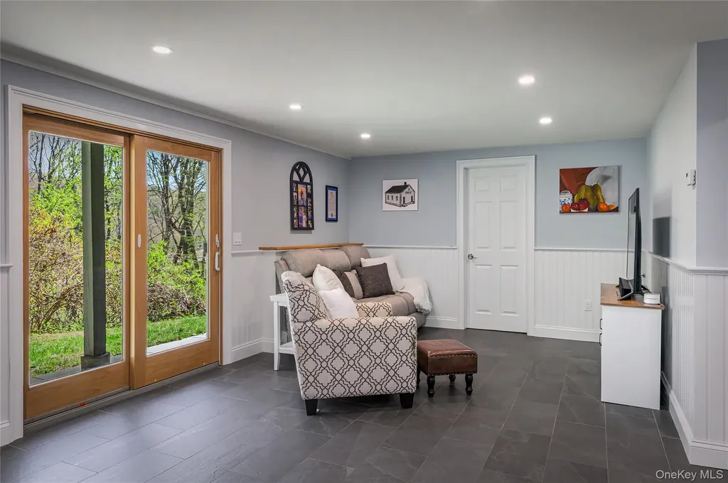 41 Cross Pond Road Pound Ridge NY 10576