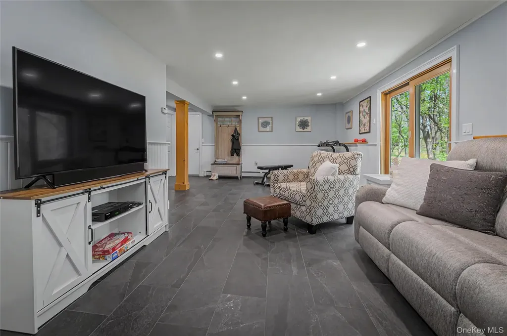 41 Cross Pond Road Pound Ridge NY 10576