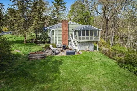 41 Cross Pond Road Pound Ridge NY 10576