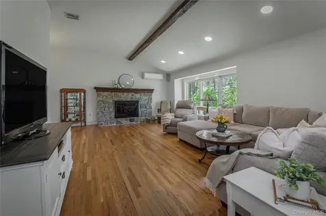 41 Cross Pond Road Pound Ridge NY 10576