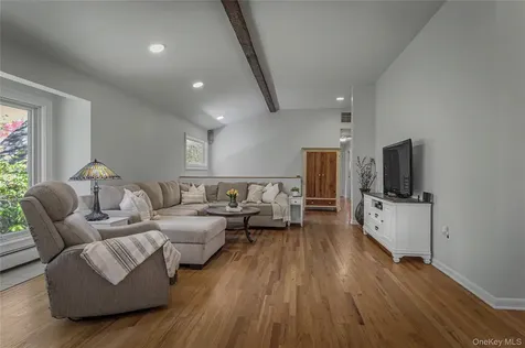 41 Cross Pond Road Pound Ridge NY 10576