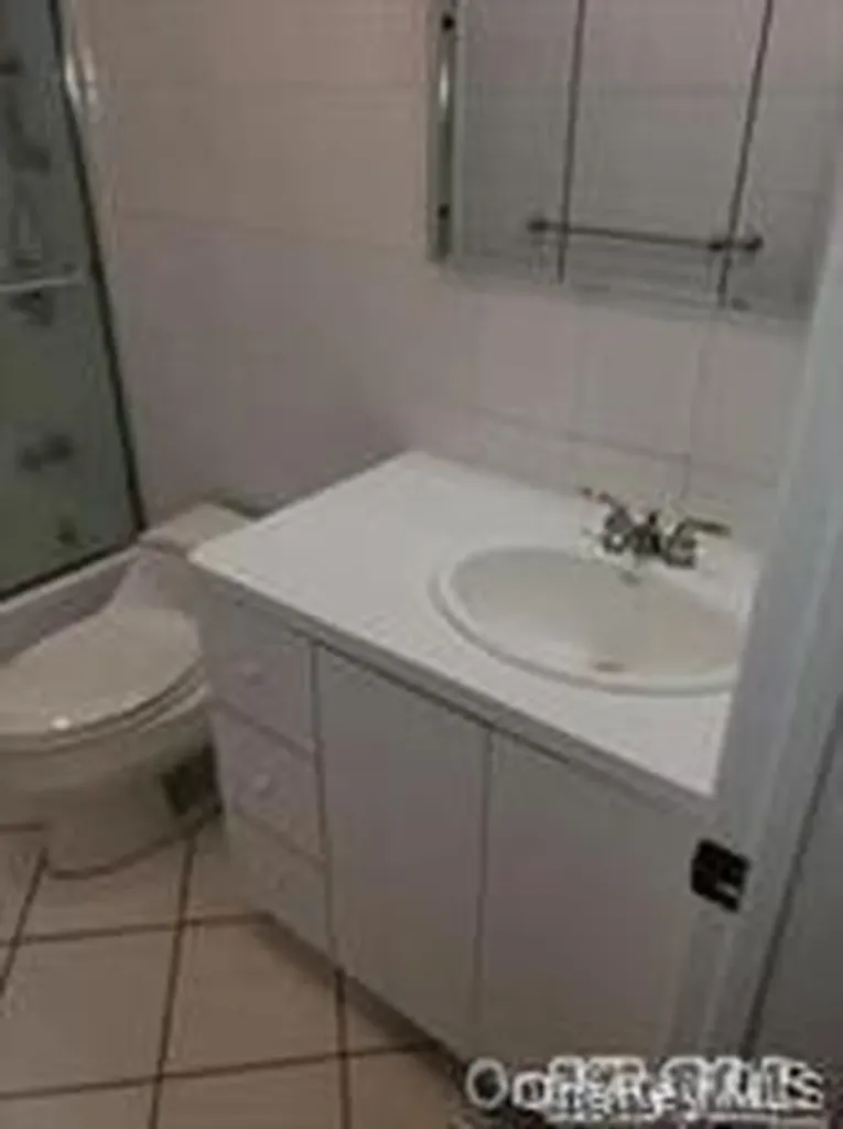75 Searingtown Road Albertson NY 11507