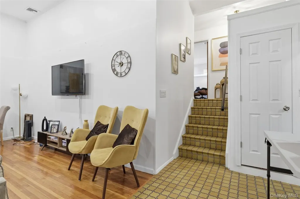 921 Edwards Boulevard Valley Stream NY 11580