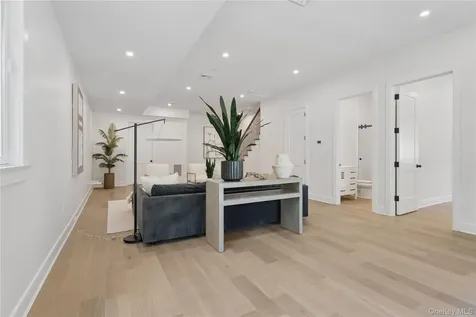302 Washington Avenue Pleasantville NY 10570
