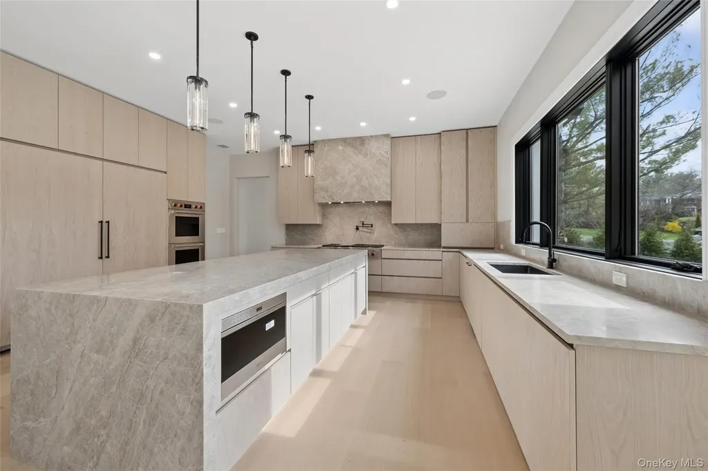 3 Wedgewood Drive Dix Hills NY 11746
