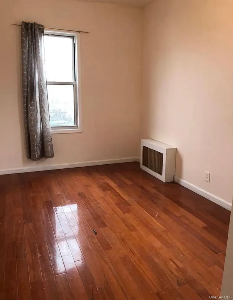 12214 18th Avenue Flushing NY 11356