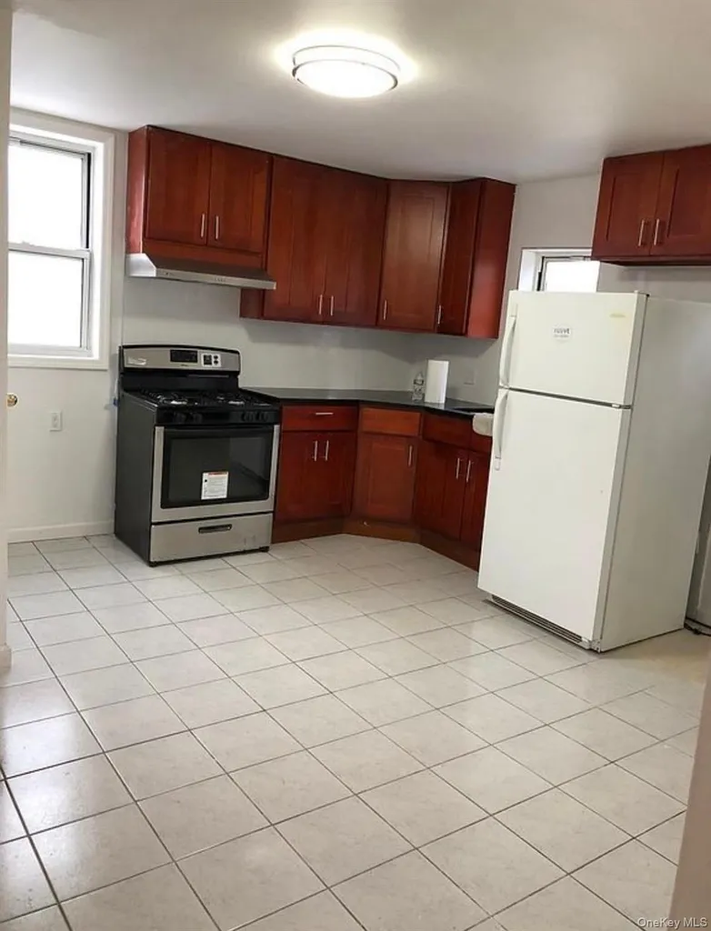 12214 18th Avenue Flushing NY 11356