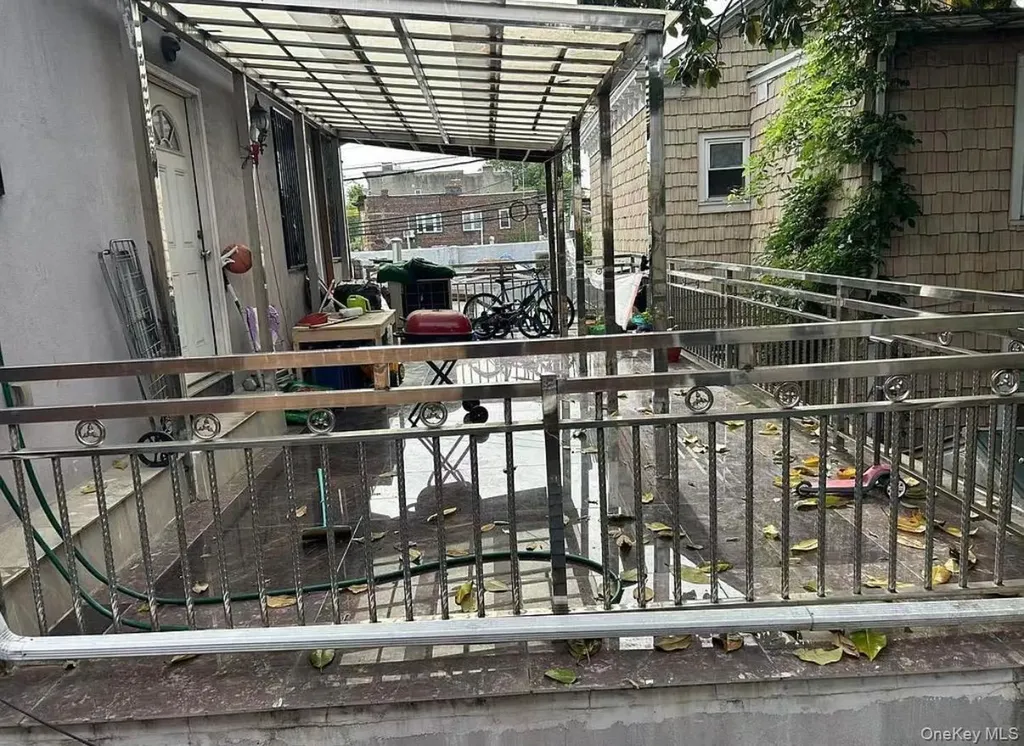 12214 18th Avenue Flushing NY 11356