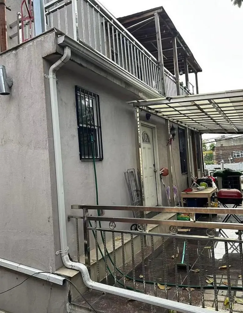 12214 18th Avenue Flushing NY 11356