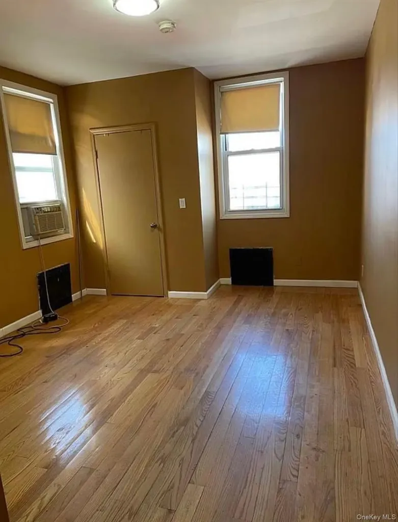 12214 18th Avenue Flushing NY 11356