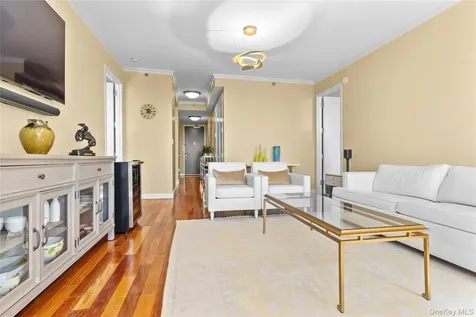 10 City Place White Plains NY 10601