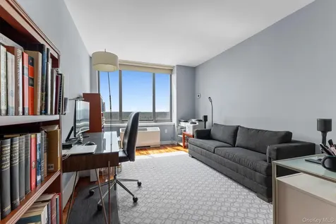 10 City Place White Plains NY 10601