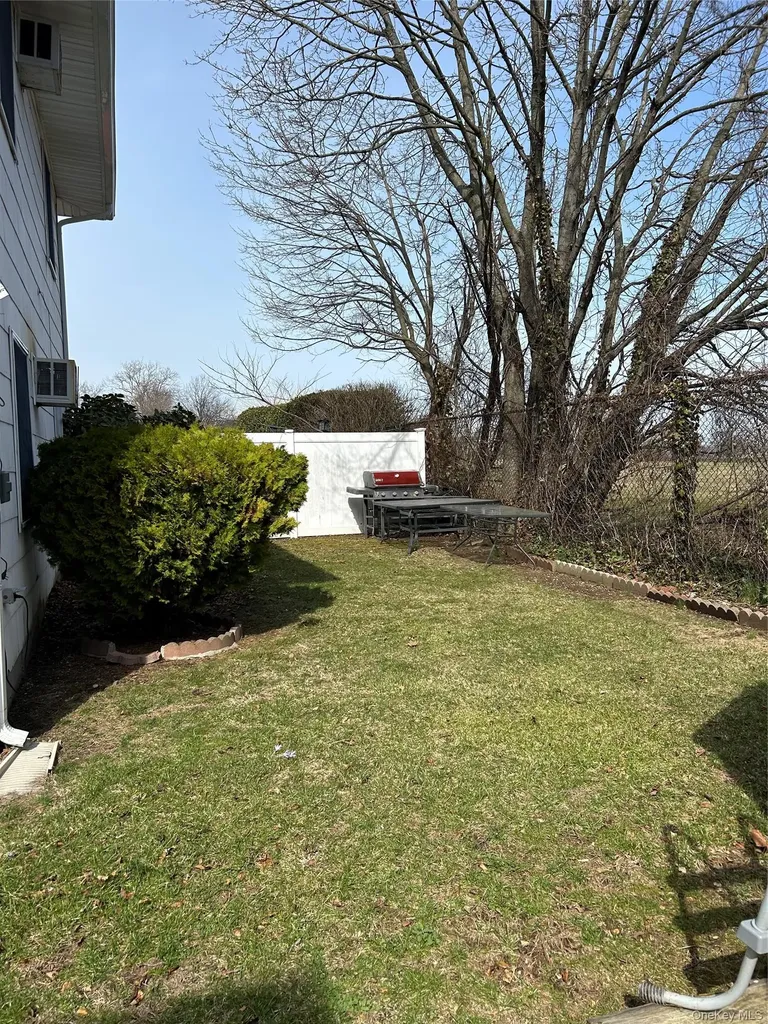 82 Bedford Road Hempstead NY 11550