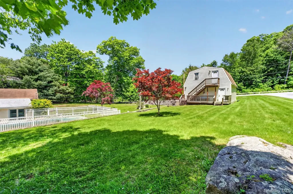 592 Long Pond Road Mahopac NY 10541