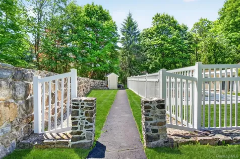 592 Long Pond Road Mahopac NY 10541
