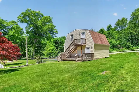 592 Long Pond Road Mahopac NY 10541
