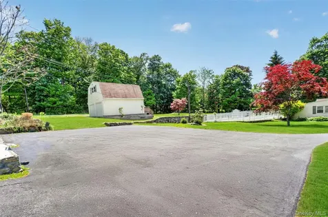 592 Long Pond Road Mahopac NY 10541