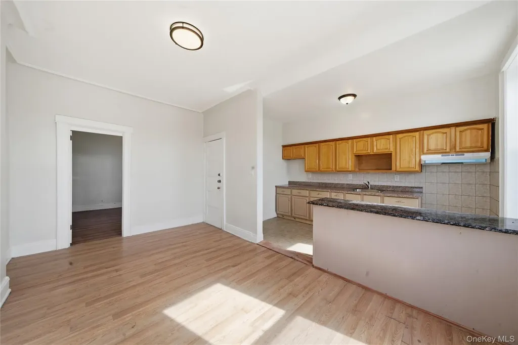 7402 65th Street Glendale NY 11385