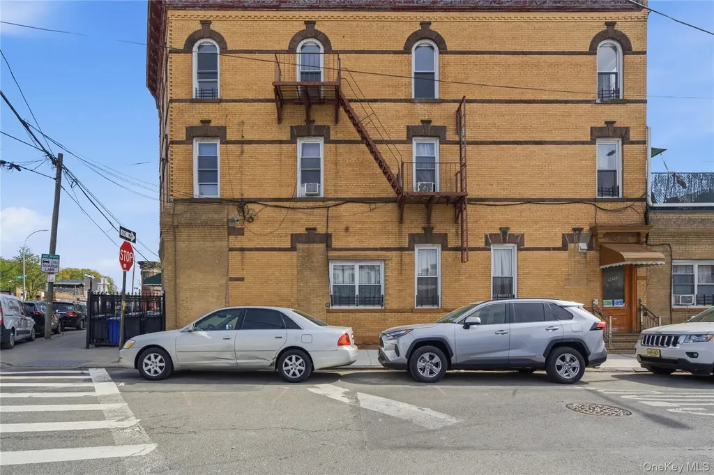 7402 65th Street Glendale NY 11385