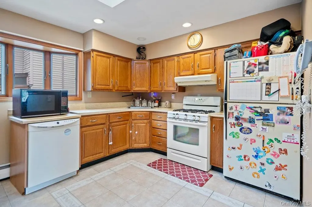 101 Sexton Road West Babylon NY 11704