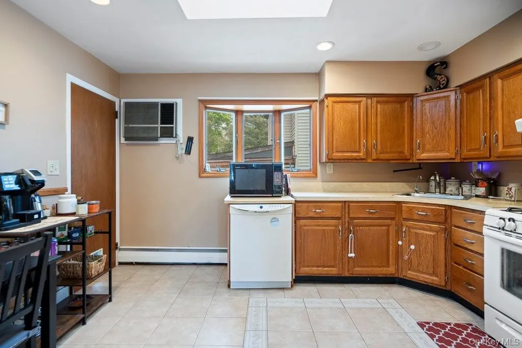 101 Sexton Road West Babylon NY 11704