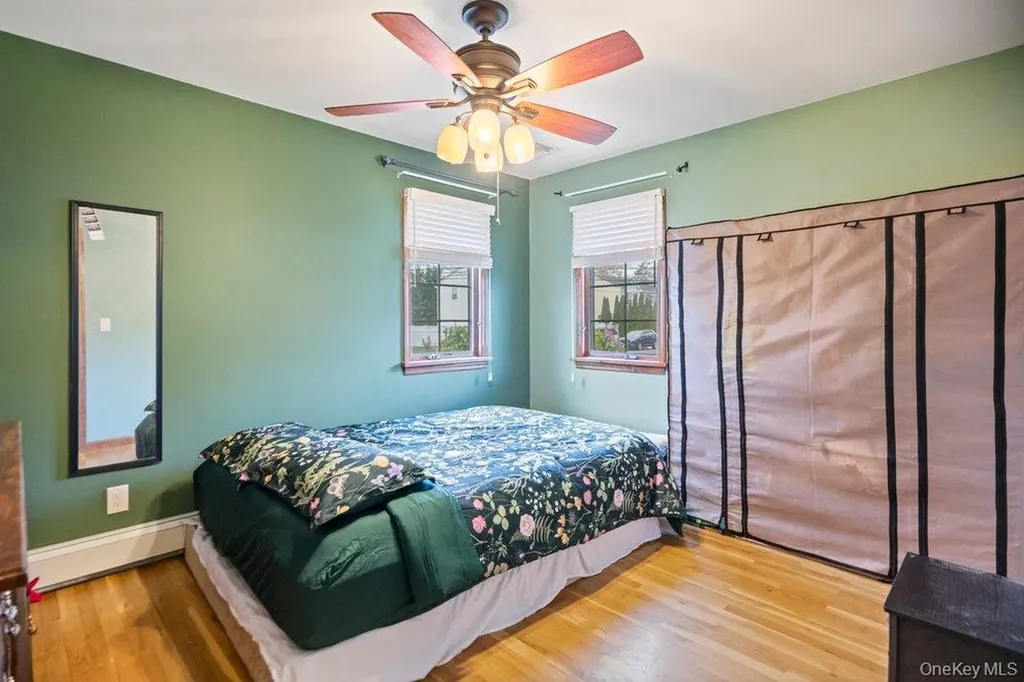 101 Sexton Road West Babylon NY 11704