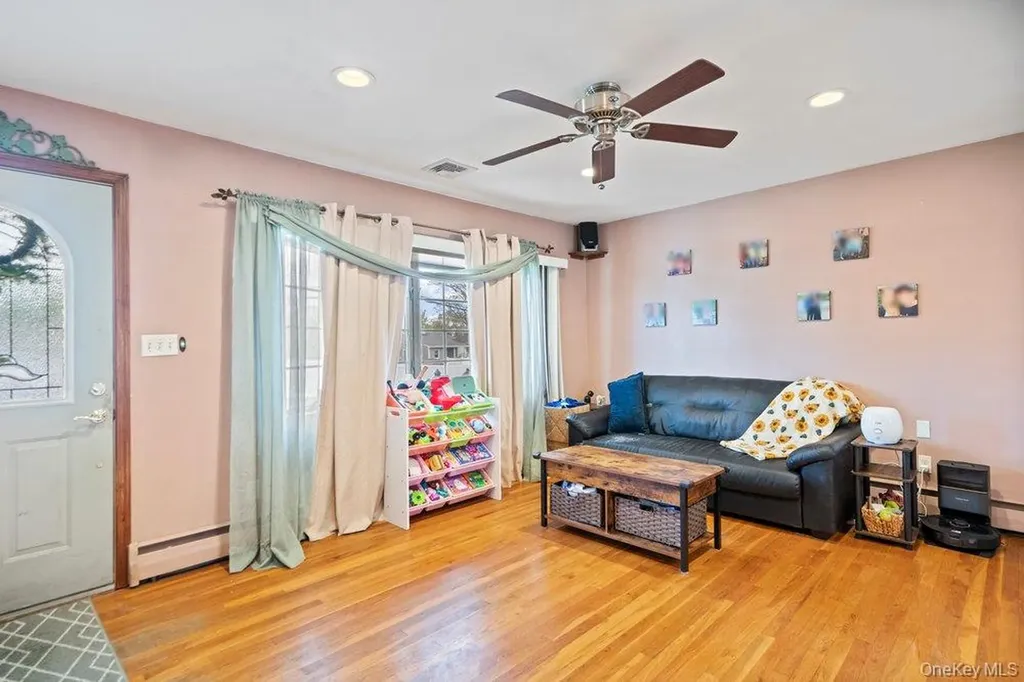 101 Sexton Road West Babylon NY 11704